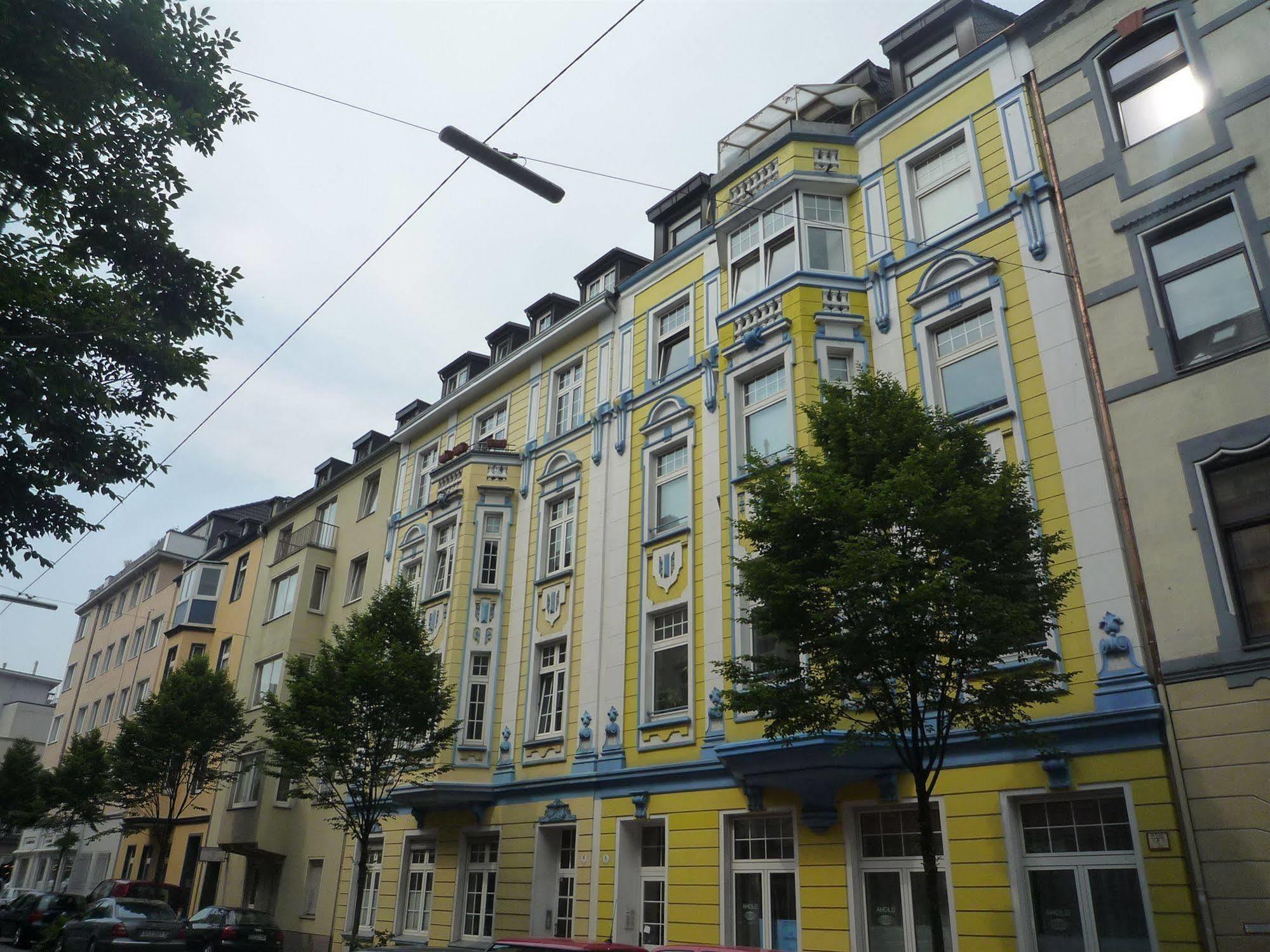 Hôtel Gastehaus Grupello à Düsseldorf Extérieur photo